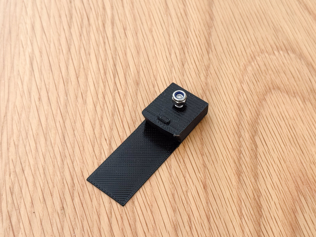 Brooks B17 Brompton Be Seen Light Adapter