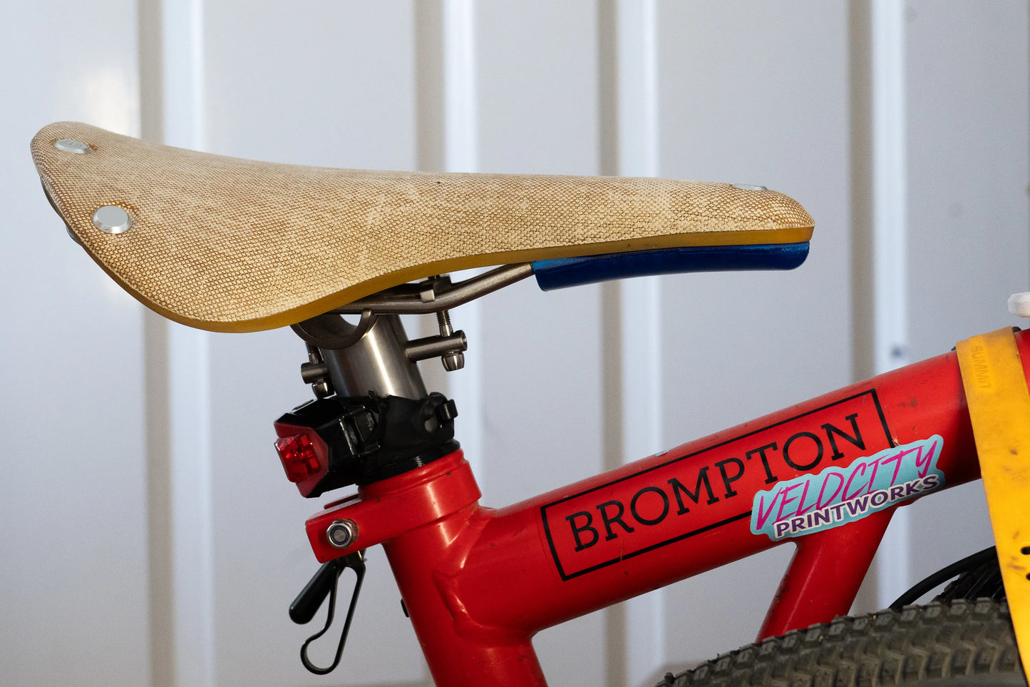 Brooks Cambium Grip Brompton Translucent Blue